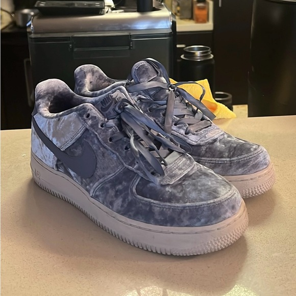 Nike Air Force - Picture 7 of 7